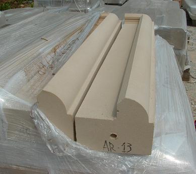 Tudor Label Mould Cast Stone